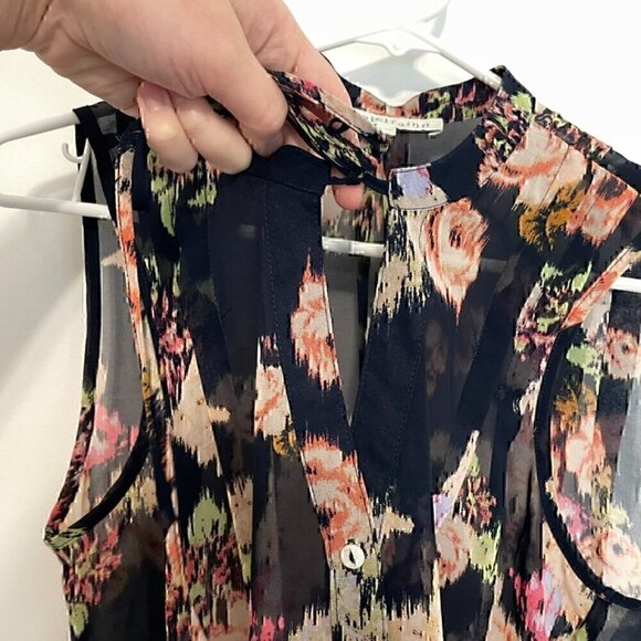 DANIEL RAINN Navy Blue Cream Ivory Multi Floral Tie Neck Button Down Tank Blouse - Picture 6 of 15